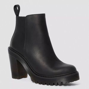 DR. MARTENS MAGDALENA BOOTIE